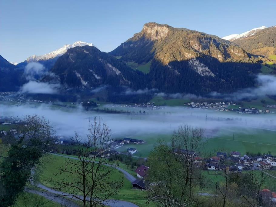 Alpine With Exceptional View Apartment